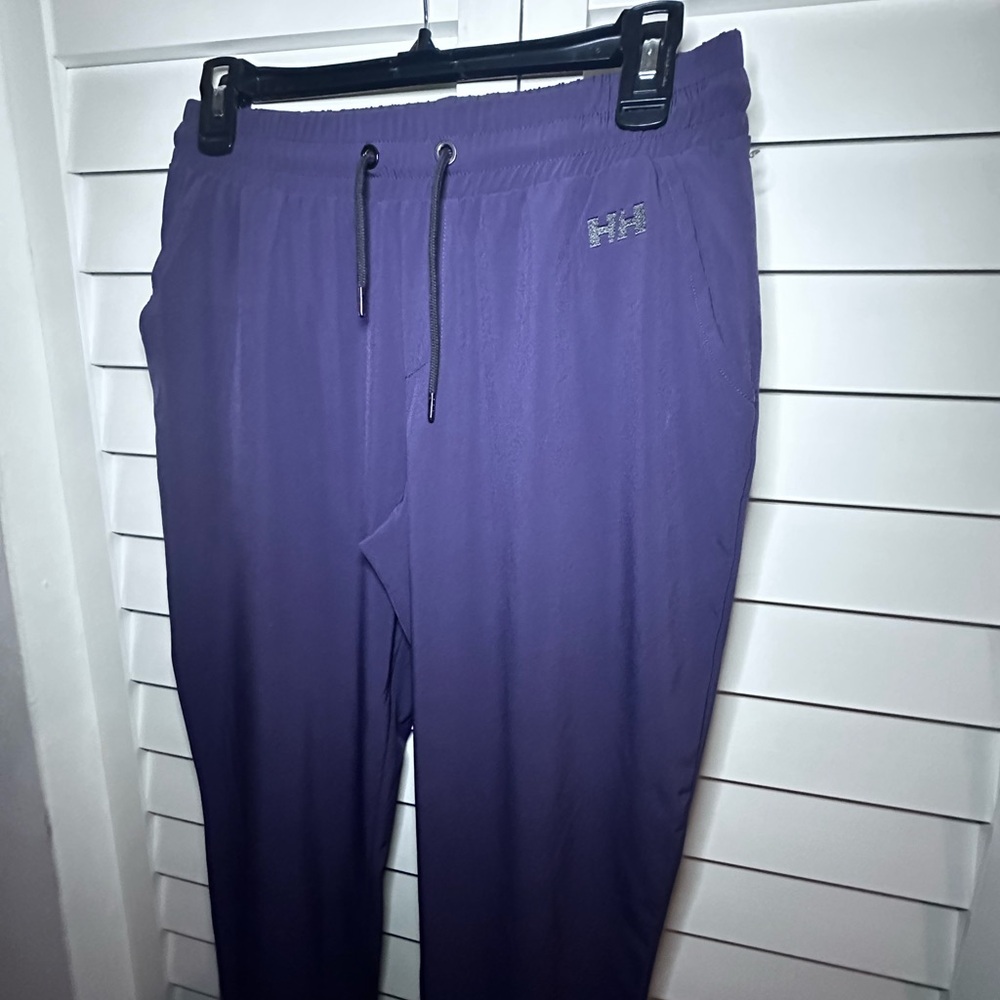 Helly Hansen Women’s At leisure Pants Small Eggplant Purple EUC